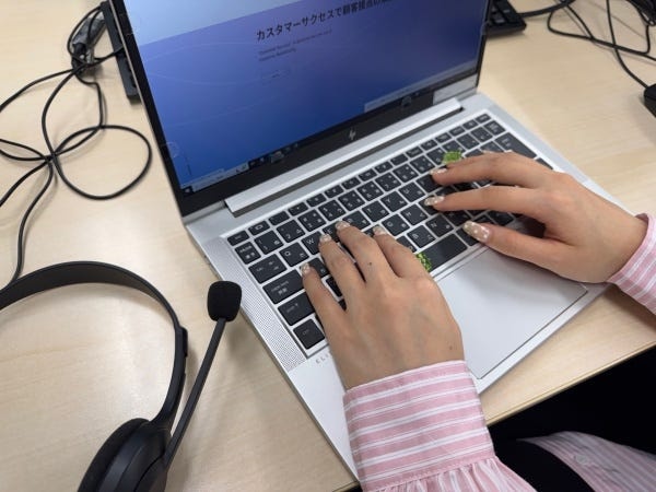 華美でなければネイルやピアスもOK！おしゃれも楽しめる職場です♪