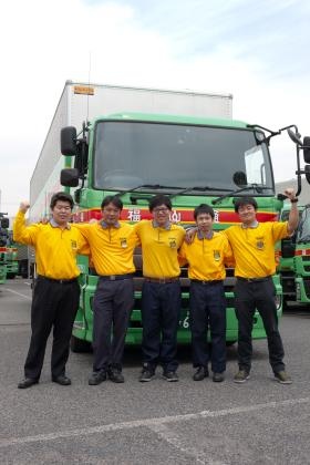 職種を超えたチームプレーがわが社のモットーです。