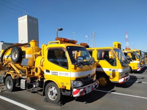 実際に運転していただく車両です