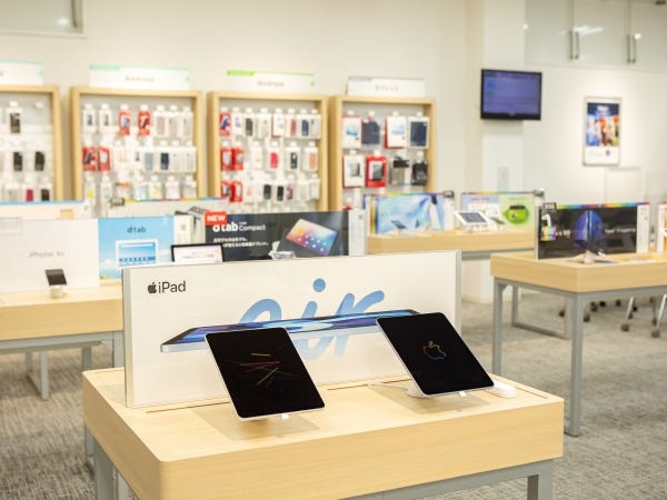 携帯販売・ドコモショップ本八幡店の携帯販売スタッフ（未経験OK）