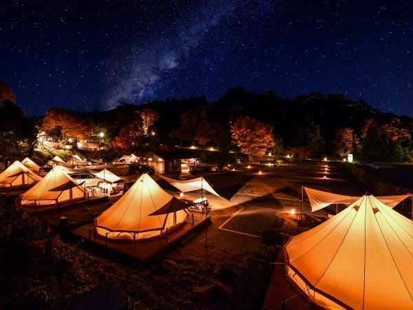 森と星空のキャンプヴィレッジは、グランピング施設として全国でも先駆け的存在となっています。
