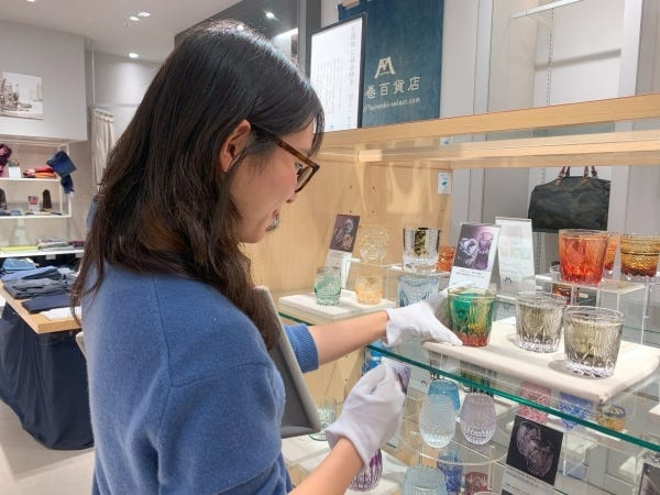 いいモノ好きがうなる職人渾身のバッグ・アパレル・小物・江戸切子をはじめとしたテーブルウェアなど、こだわりの逸品が好きな方必見のお仕事！