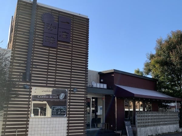 カフェスタッフ（ネイルOK）