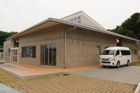 施設外観 ２０２１年４月にオープンした多機能事業所です