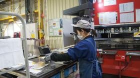 工作機械オペレーター（小さい部品の加工作業）