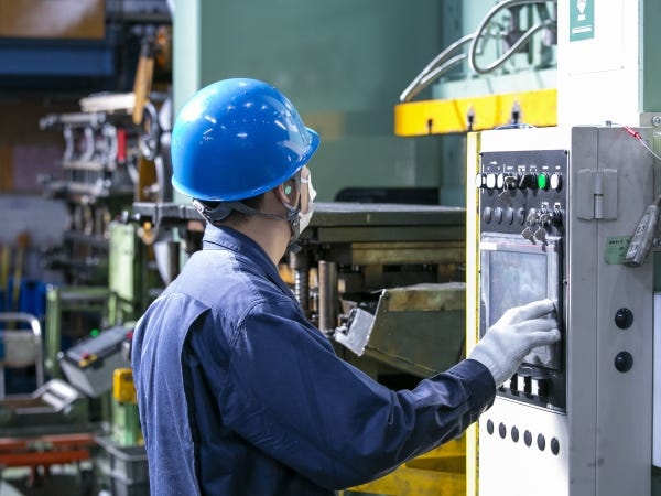 生産段取りスタッフ・正社員（夜勤なし・転勤なし）