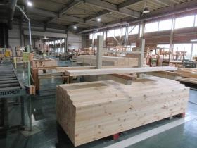 工場内作業風景