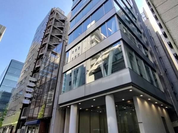 アクセス抜群の本社♪駅から徒歩1分！