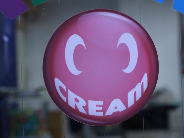 缶バッジ工房の製作スタッフ・ゲームキャラなどの缶バッジ工房専属製作スタッフ（未経験OK）