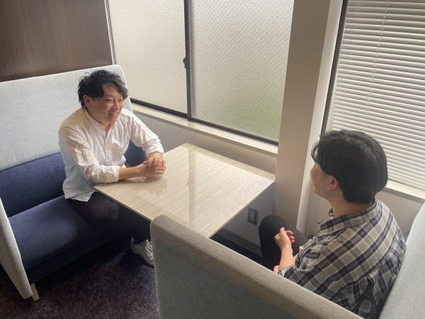 個別のライフスタイルに沿った働き方を重視しているため、社内だけでなく独立も支援。将来的に社長やフリーランスを目指す方にもピッタリです！