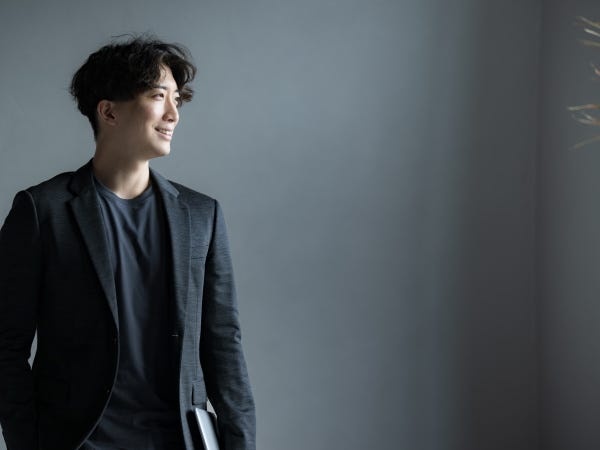 ホールスタッフ・正社員・店長候補（管理職経験者大歓迎・接客業経験者）