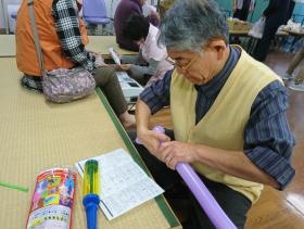 院長は、時にバルーンアートも作ったりします！出来栄えは・・・