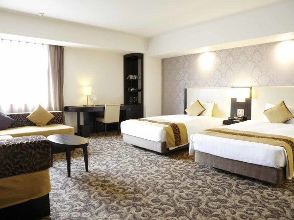 ホテルスタッフ・フロントオフィススタッフ