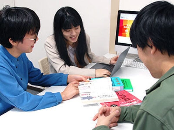 少数精鋭のチームで、裁量を持って仕事に取り組めます。