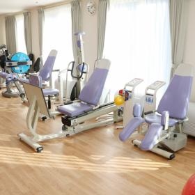 トレーニングマシン