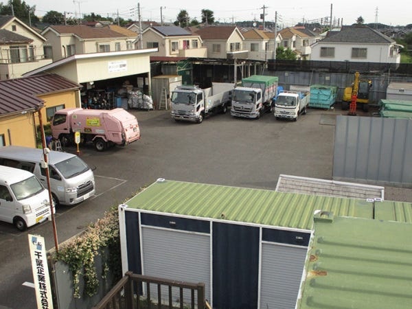 勤務いただく事業所です。快適に働けるように毎日清掃を行っております。