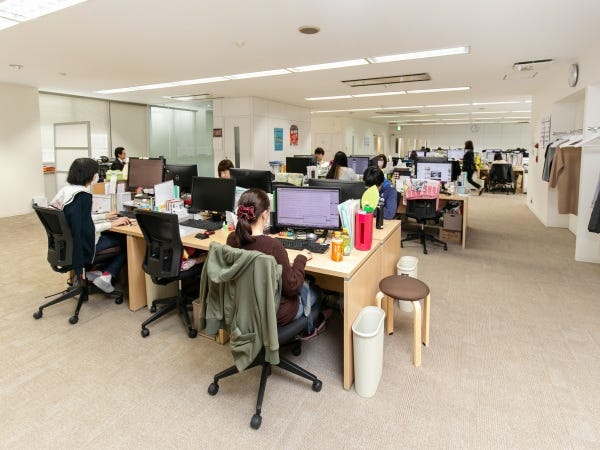 インテリア雑貨ECのマーケティング担当（認定企業）