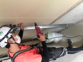 ボード貼り付け工