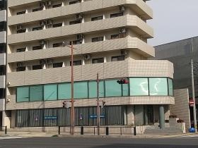 渡辺ビル（１階、２階が当社となります） 面接は１階へ！