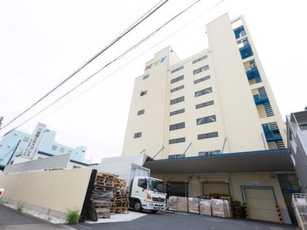 国際色豊かな総合物流企業の通関士・通関課通関士（住宅手当あり）