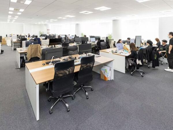 未経験OK人気のECサイト運営サポートスタッフ募集（残業なし・私服OK）