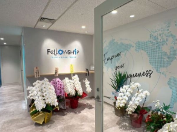 12月に移転した新オフィス。受付もこだわっています！