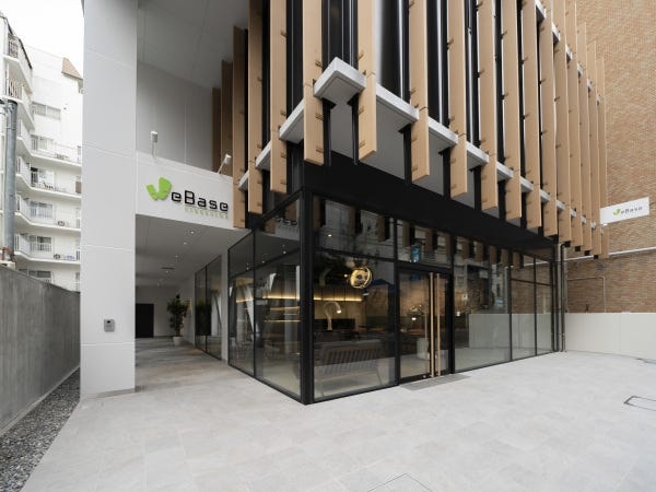 ホステルフロントスタッフ・フロント経験者（英語以外でも可）