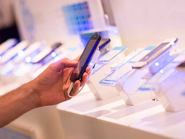 ドコモ光支援アドバイザー・ドコモ光アドバイザー・販売スタッフ（未経験OK・スキルは一切不問）