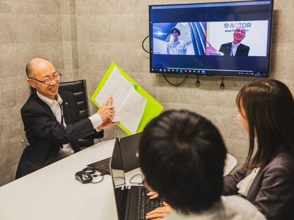 教育担当（分野不問）