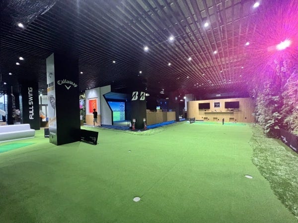 ホールスタッフ・インドアゴルフスタジオ店長候補