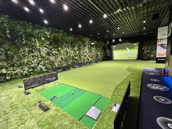 ホールスタッフ・インドアゴルフスタジオ店長候補