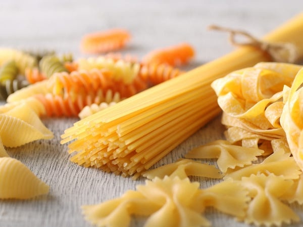 仕入れ購買スタッフ・食品卸会社仕入スタッフ（交通費支給あり・フォークリフト免許お持ちの方歓迎）