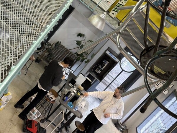 社外撮影の現場の様子