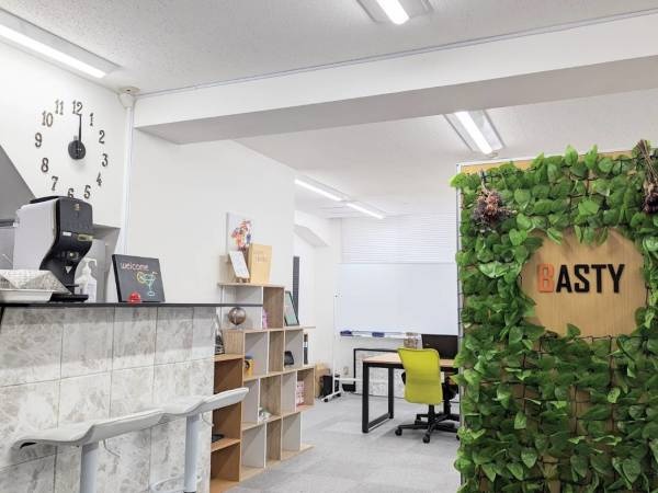 実際に面談する事務所です！会える事を楽しみにしてます♪