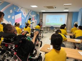 毎月１回社内研修会を実施しています！