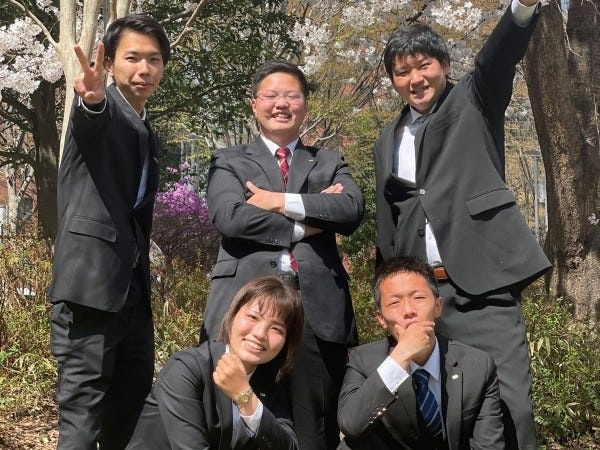 未経験スタートでも先輩社員がチームでしっかりサポートします☆