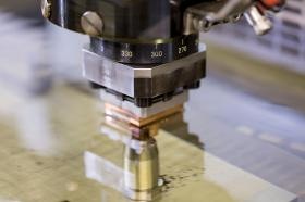 金型部品加工・形彫放電