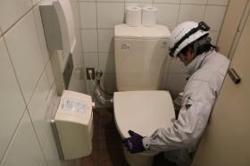 配管工 衛生器具設置作業