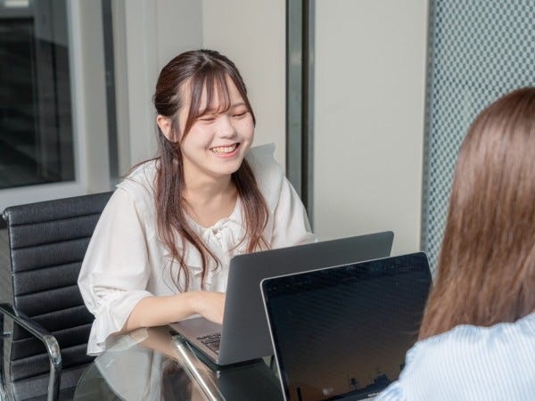 zoomのHP制作スタッフ・販売・接客（キャリアチェンジ歓迎・職歴不問）