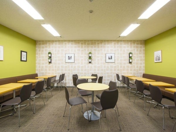 きれいな休憩室も完備しています◎