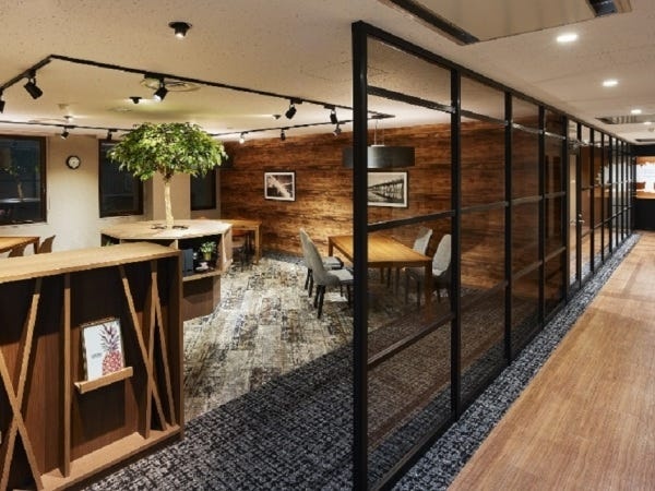 賃貸不動産の内装における電気工事（普通自動車運転免許・AT限定可）