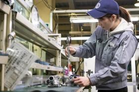 工場内（作業イメージ２）