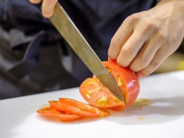 週3～勤務OK！主婦(夫)さんにもオススメの学校給食の調理補助をお任せします。