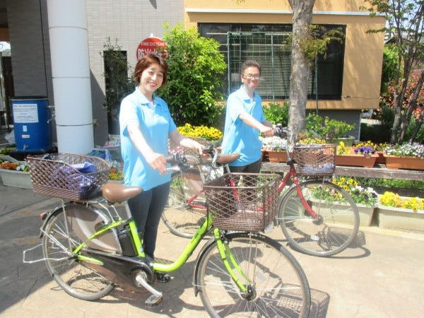 利用者宅への移動に電動アシスト付自転車を貸与しています。移動負担を軽減し、安全で効率的な訪問介護をサポートする取り組みです。
