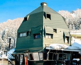 野沢温泉ロッヂの外観