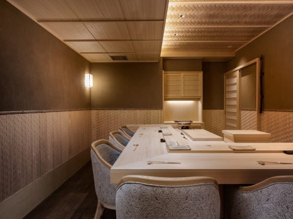 ホールマネージャー