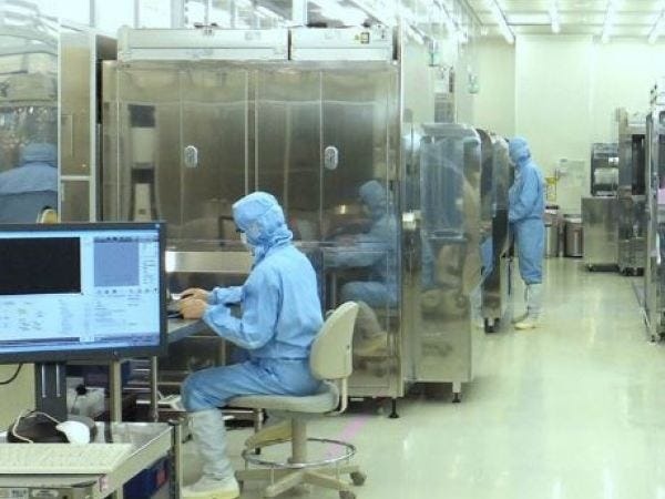 製造検査スタッフ・半導体の検査・正社員（未経験OK・送迎あり）