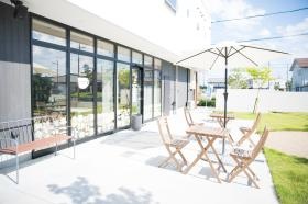 健やか薬局中川店では、カフェも併設しています