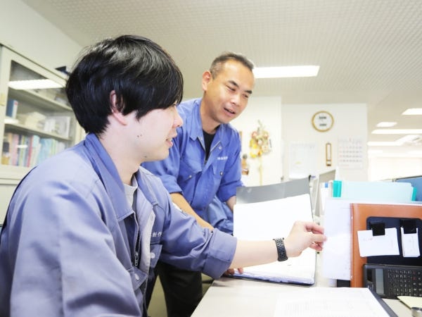 入社後、現場研修が終われば簡単な資料作成からスタート！PCスキルが無くても社内フォーマットに則って作成するので、安心！