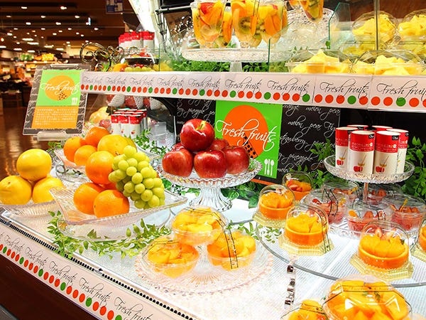 日本全国のスーパーで高いシェア率を誇っている当社。買い物に出かけた際に自分が携わったディスプレイを見かけることも…！